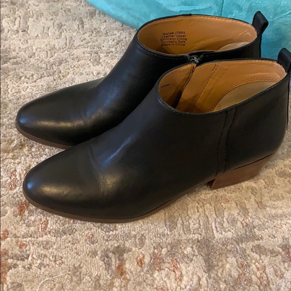 J crew black leather boots 7.5 sawyer booties